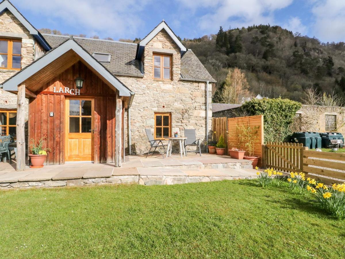 Larch Cottage Weem Экстерьер фото