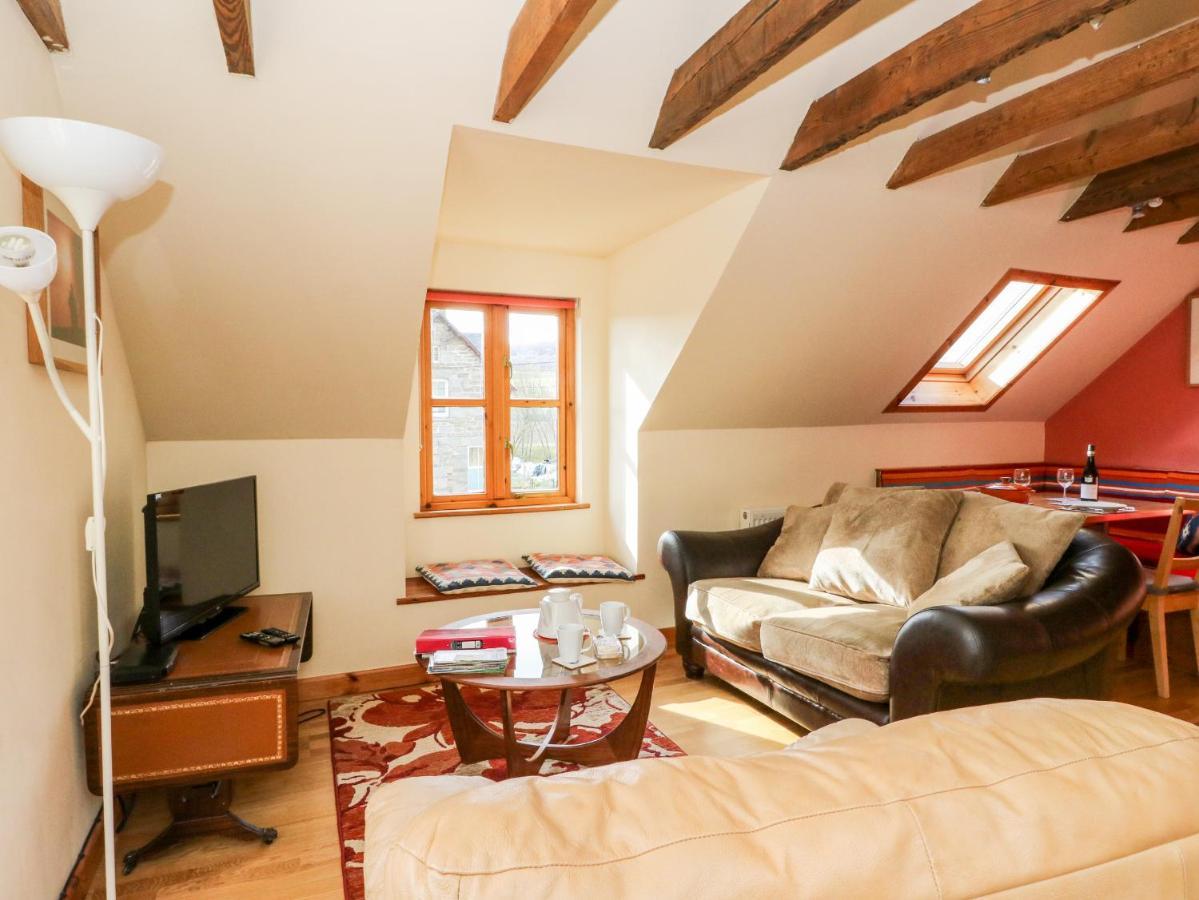 Larch Cottage Weem Экстерьер фото