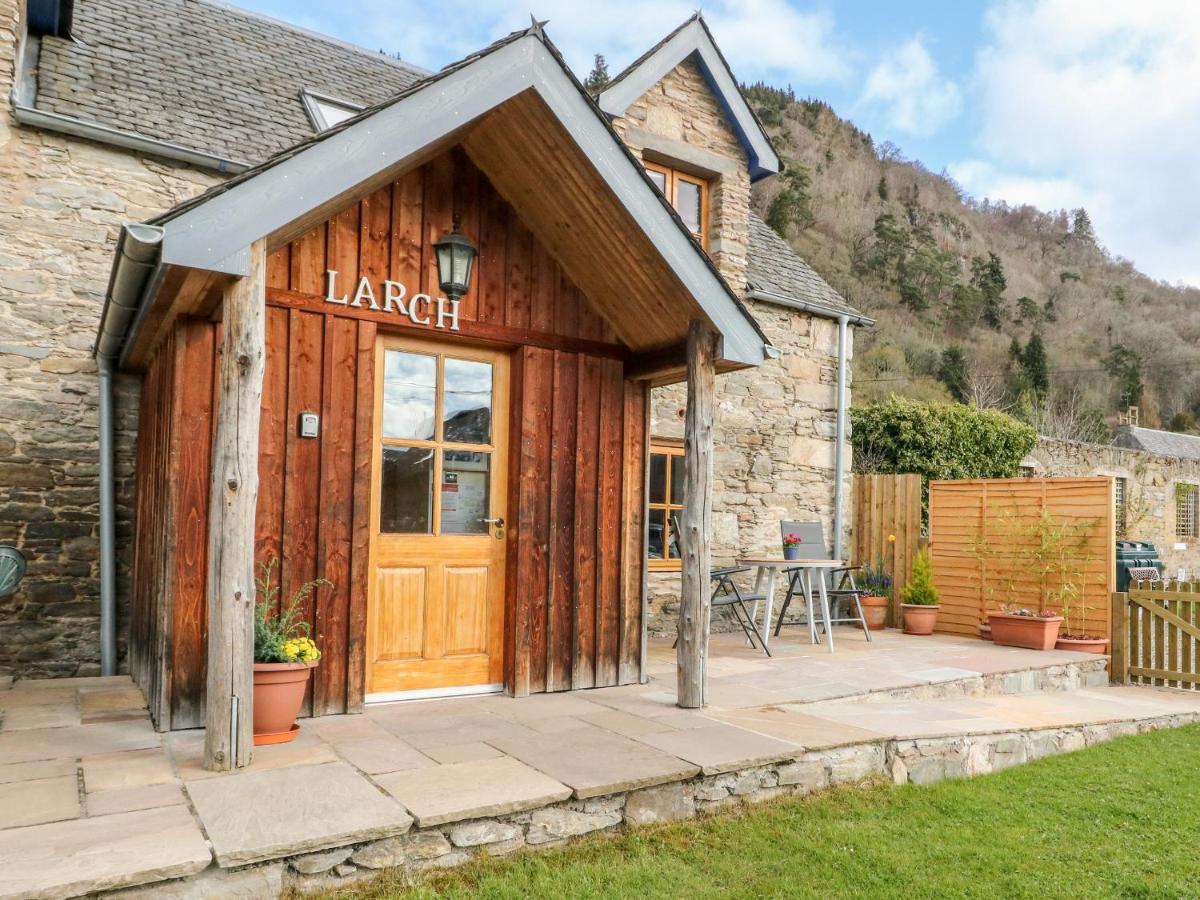 Larch Cottage Weem Экстерьер фото