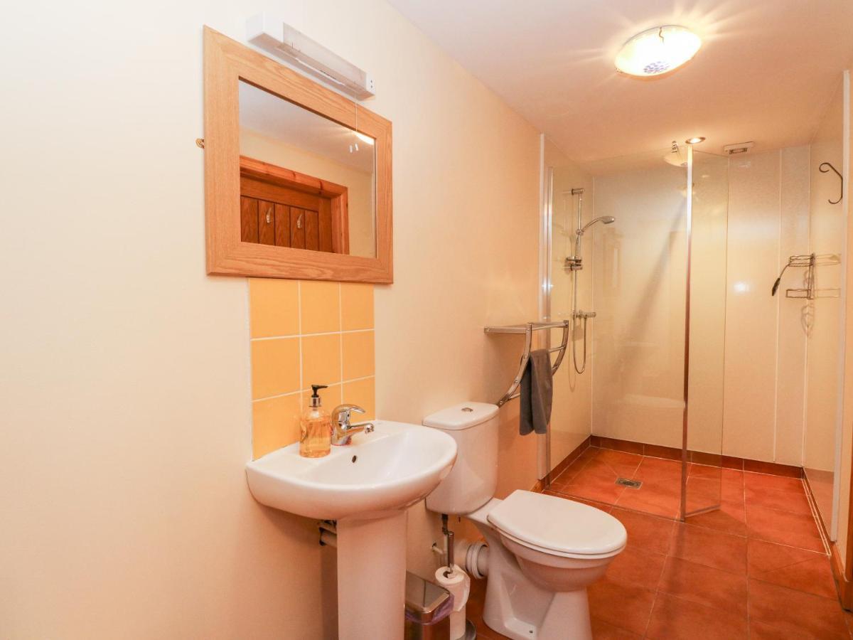 Larch Cottage Weem Экстерьер фото